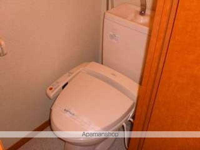レオパレスシャルトルのトイレ写真