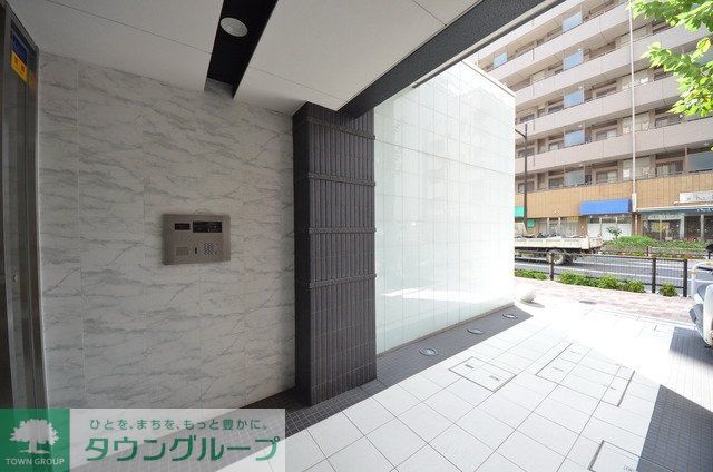 セキュリティ　★しっかりとした佇まいのエントランス★