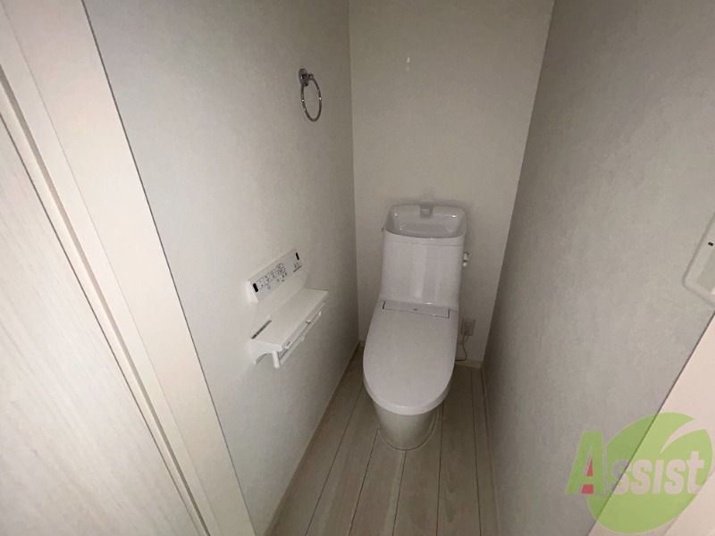 トイレ　トイレも多機能となっていて非常に便利です。