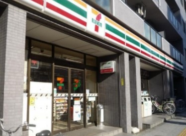 コンビニ　セブンイレブン 板橋熊野町店（コンビニ）まで261m