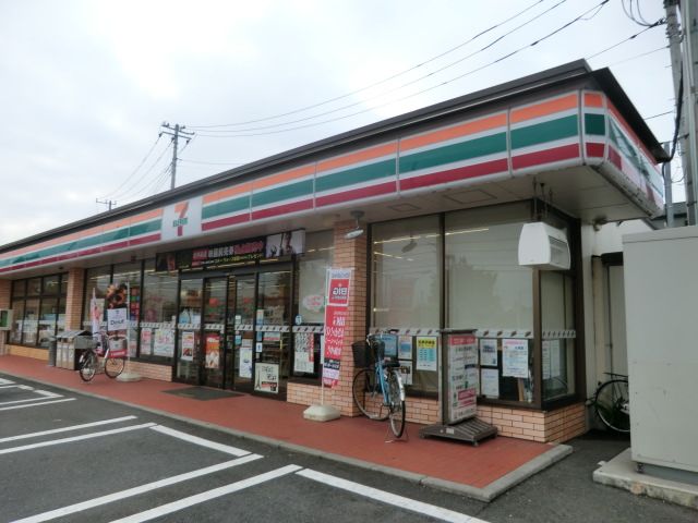 コンビニ　セブンイレブンさいたま大谷口明花店（コンビニ）まで215m