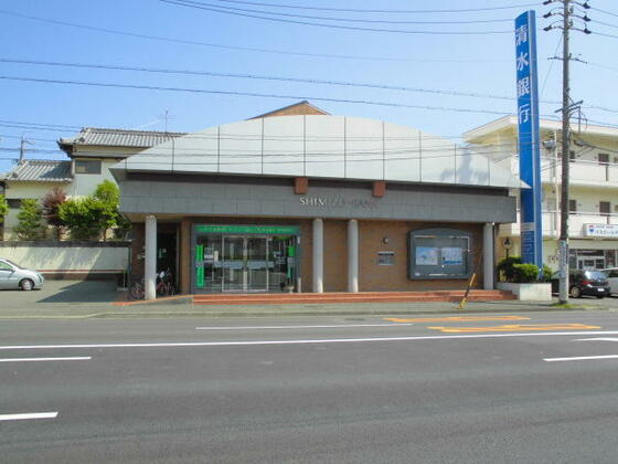 銀行　清水銀行草薙支店（銀行）まで361m