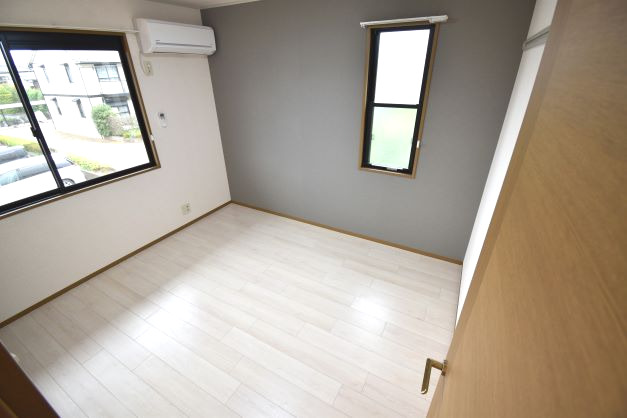 その他部屋・スペース　寝室にもエアコン設置