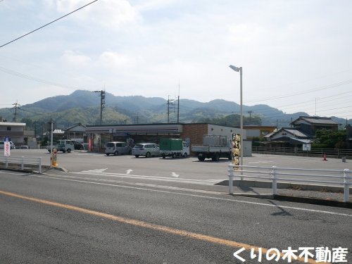 コンビニ　セブンイレブン 今治波止浜店（コンビニ）まで390m