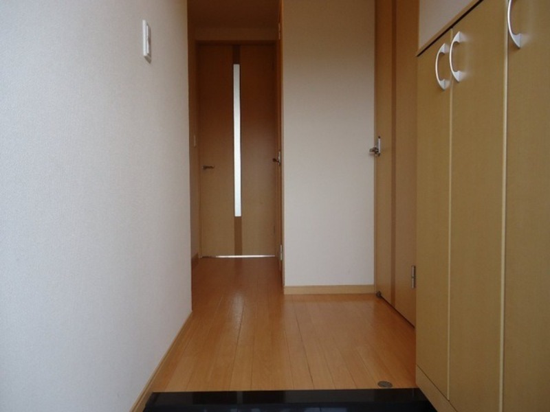 玄関　図面と現状に相違がある場合には現状を優先
