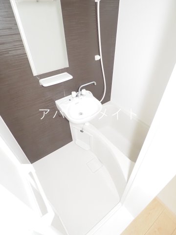 ＪＲ東海道本線 戸塚駅 徒歩8分 2階建 築9年の風呂写真