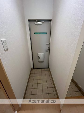 ＪＲ紀勢本線 和歌山市駅 徒歩25分 2階建 築13年の玄関写真