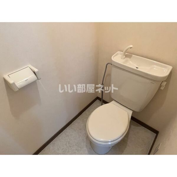 【SurplusI桃塚Bのトイレ】