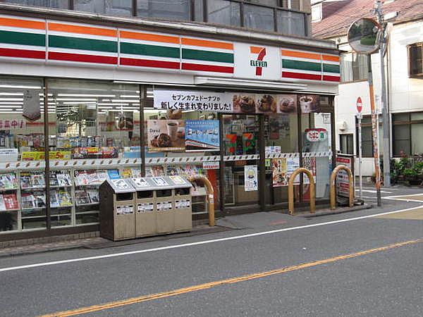 コンビニ　セブンイレブン都立大学駅南店（コンビニ）まで124m