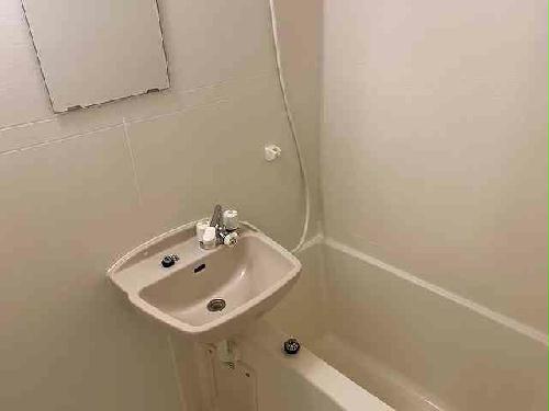 バス・シャワールーム　設備・仕様は号室により異なる為、現況を優先致します。