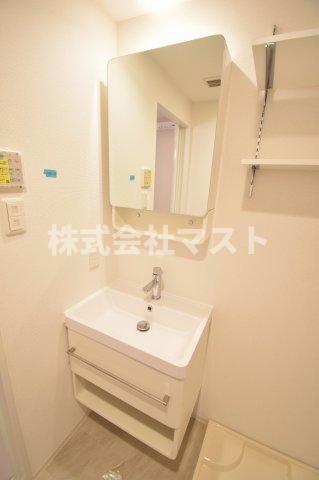 【大阪市中央区南久宝寺町のマンションの洗面設備】