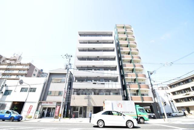 大阪市浪速区立葉のマンションの建物外観