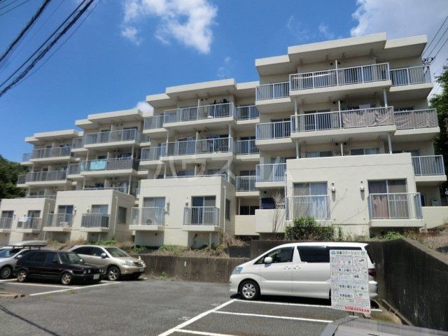 船橋市西習志野のマンションの建物外観