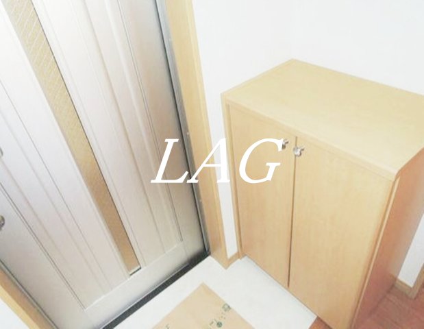 玄関　玄関です。