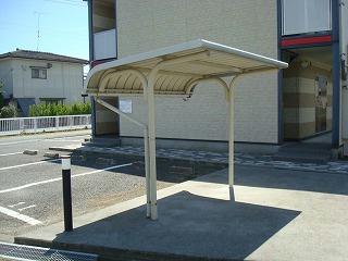 その他共有部分　屋根付き駐輪場です。