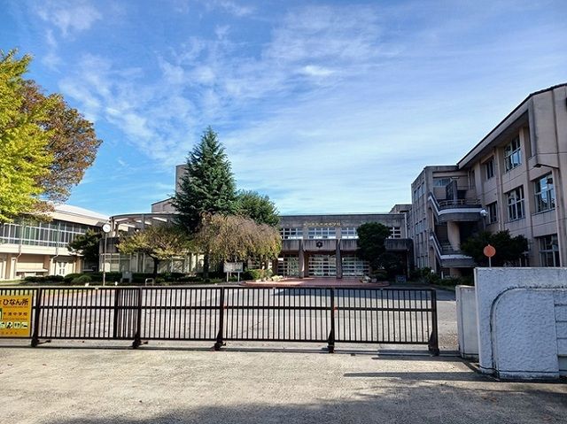 中学校　千波中学校（中学校）まで1100m