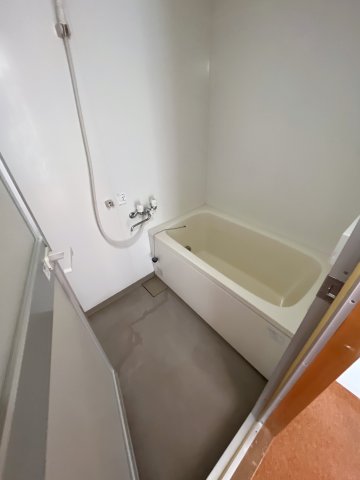 バス・シャワールーム　お風呂で日々の疲れを落としましょう