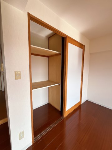 その他　敷地内駐車場！（現在空きがありません）