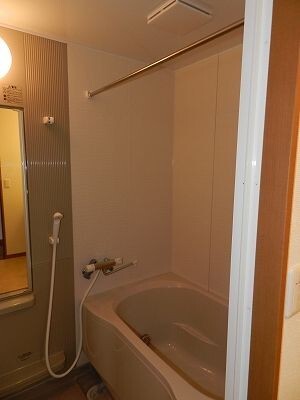 バス・シャワールーム　お風呂です