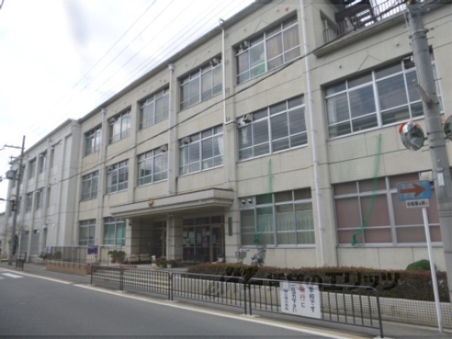 小学校　梅小路小学校（小学校）まで430m