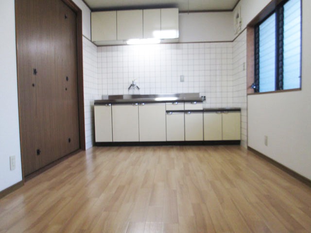 居室・リビング　７．５帖のＤＫ