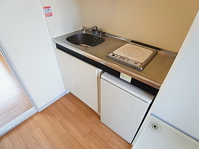 キッチン　同一物件別部屋写真