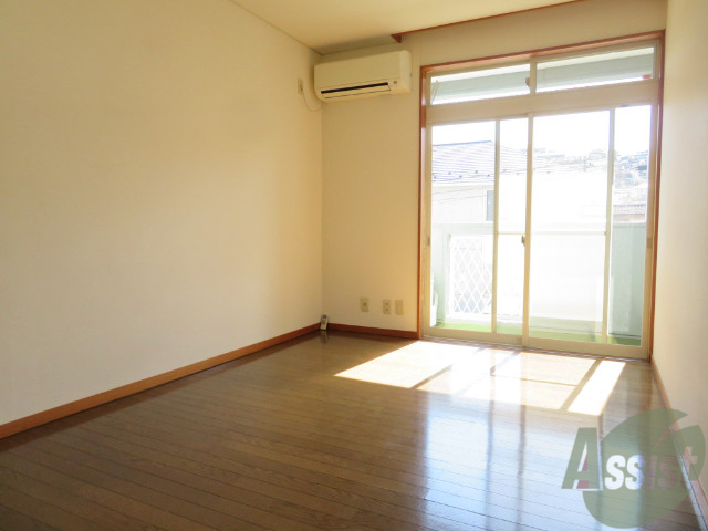 その他設備　エアコンが設置してありますので、寒暖対策もばっちり。