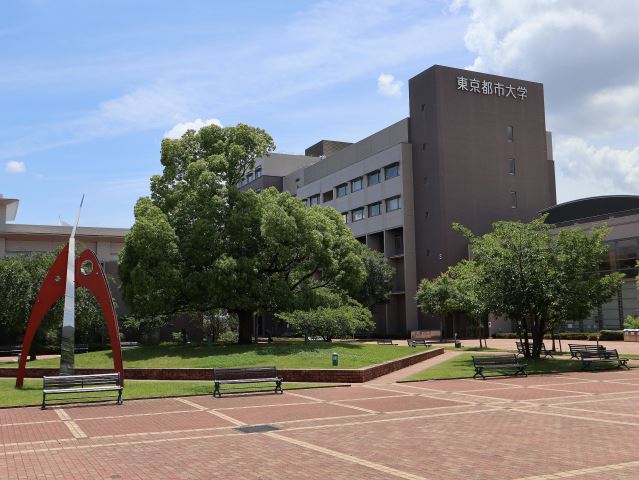 大学・短大　東京都市大学横浜キャンパス（大学・短大）まで2800m
