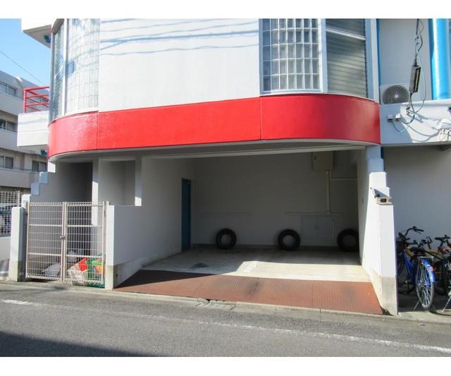 駐車場　駐輪スペースございます。