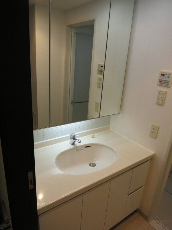 洗面設備　☆嬉しい独立洗面台☆