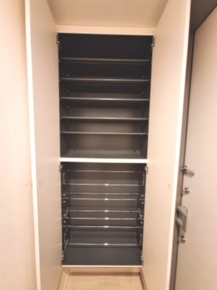 玄関　★広いシューズボックス★