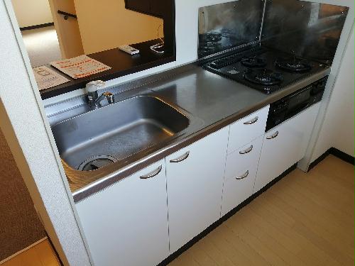 キッチン　同タイプの物件写真です。