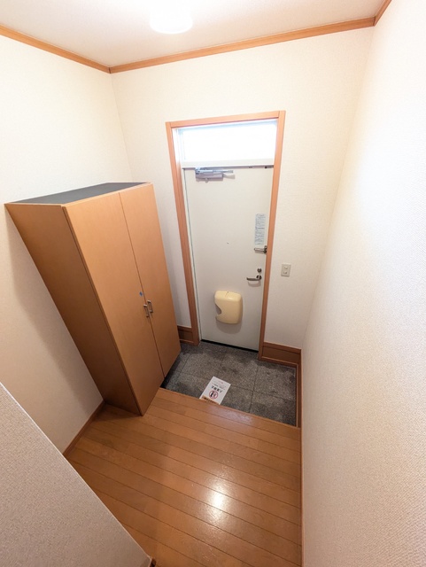 玄関　広々とした玄関です