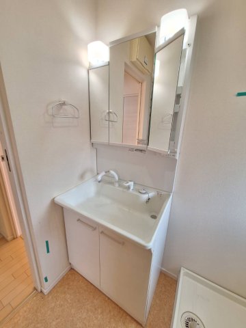 洗面設備　同物件　別号室　参考写真