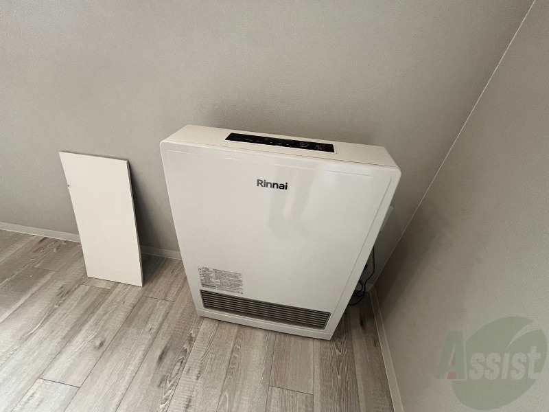 その他　暖房です。冬場の寒い日でも安心ですね～