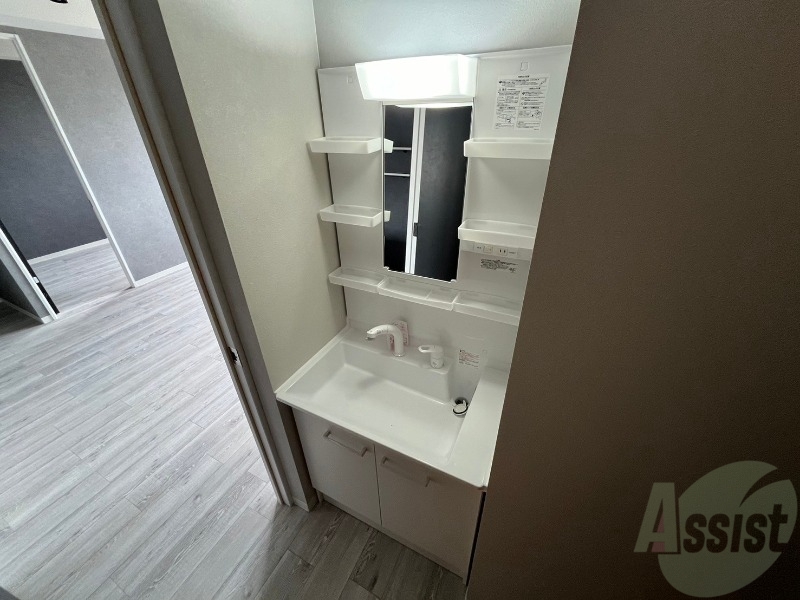 洗面設備　シャンプードレッサーで身支度もラクラクです！