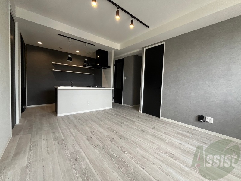 居室・リビング　広々としたリビングですね。使い勝手がよさそうですね！