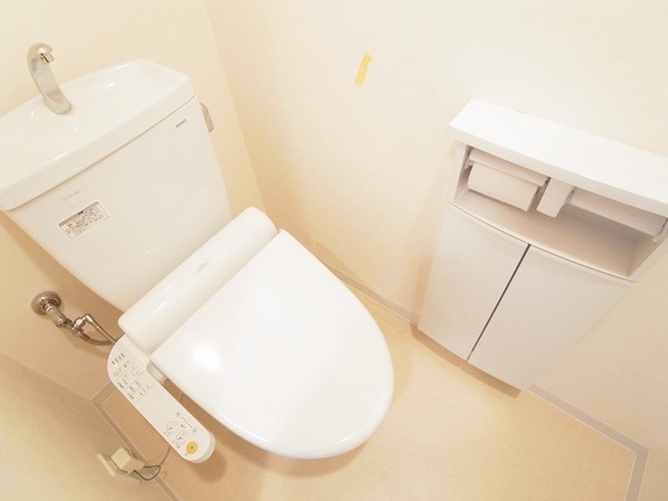 トイレ　同型タイプ