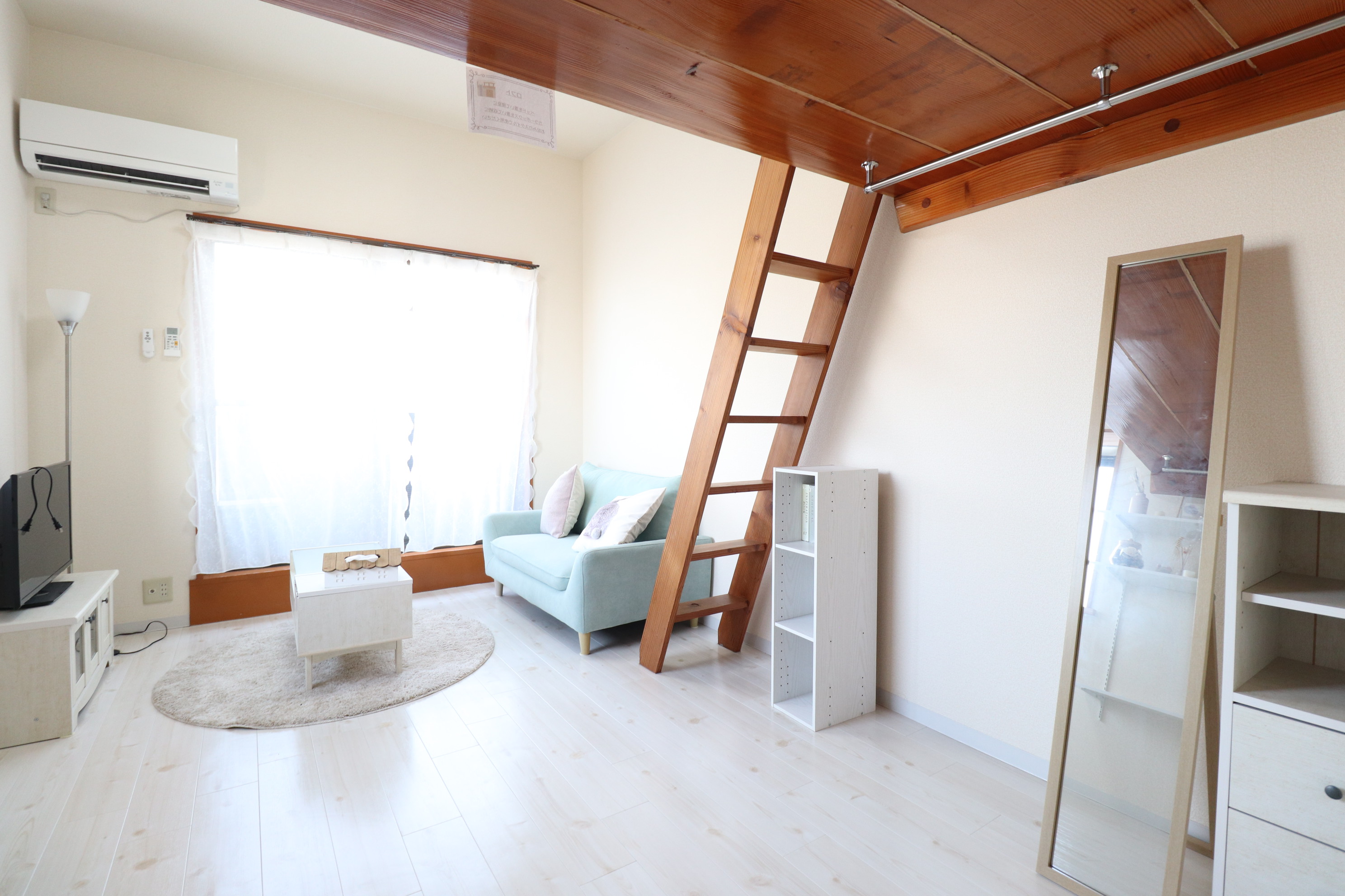 居室・リビング　リビング