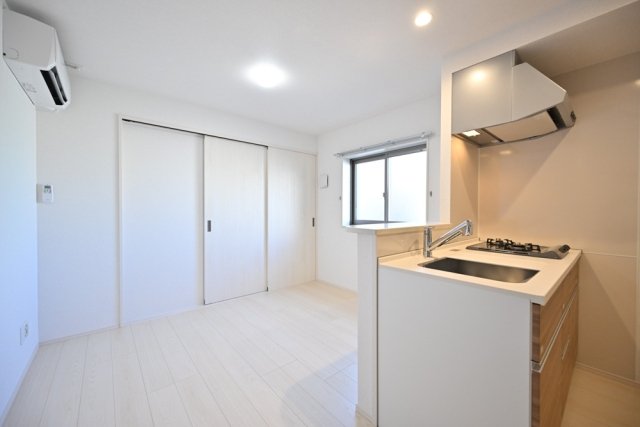 居室・リビング　ゆったり過ごせる居間です