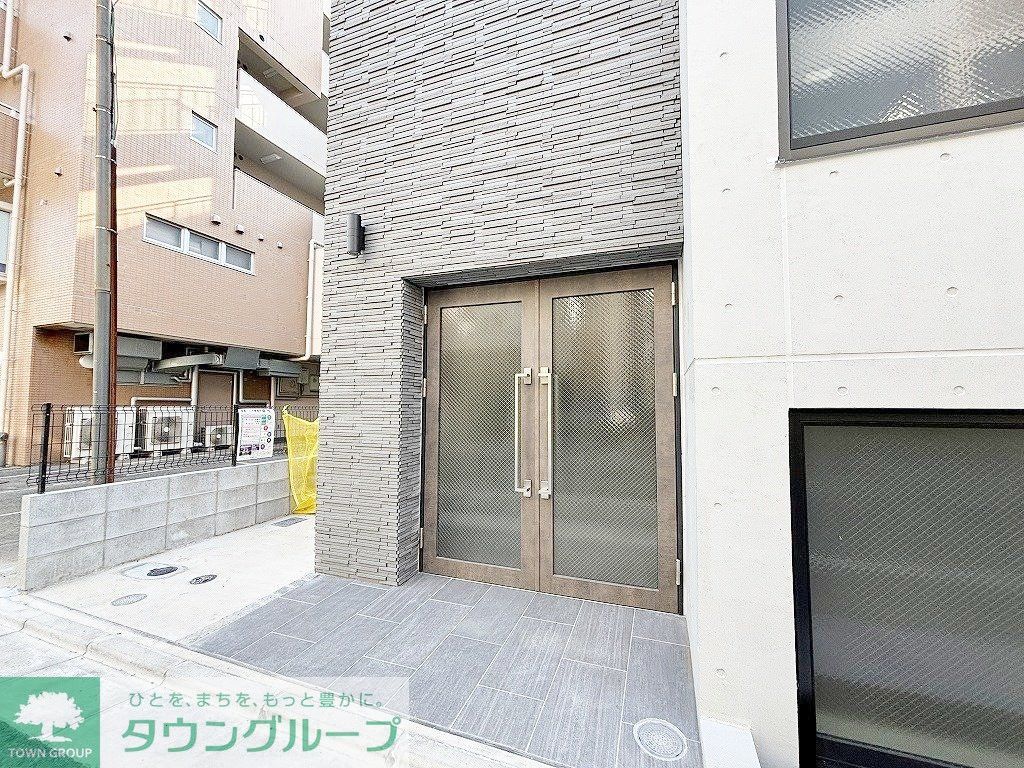 エントランス　部屋探しは株式会社　タウンハウジング　までお気軽にお問合せ…