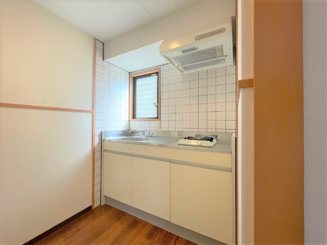 キッチン　一口コンロ付き