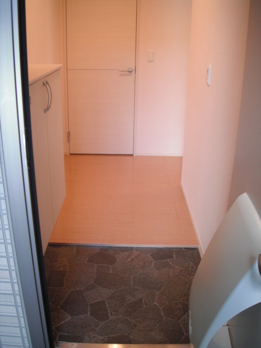 玄関　収納もある玄関です