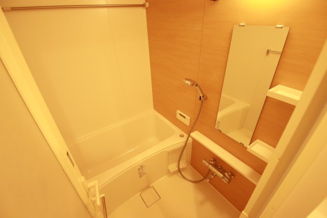 バス・シャワールーム　※別号室参考写真のため、現況優先です。