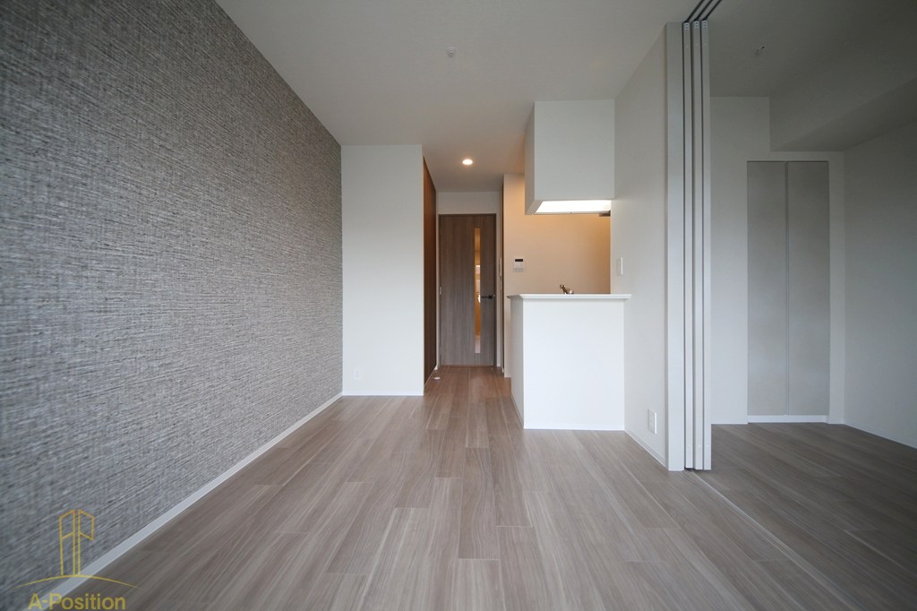 居室・リビング　コンフォリア・リヴ本町WEST Q