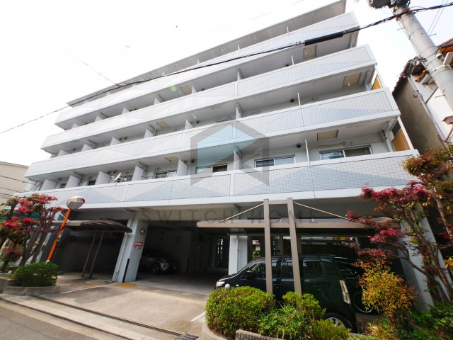 建物外観　外観は落ち着いています