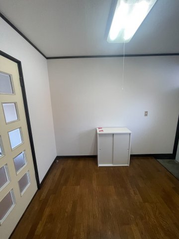 居室・リビング　スタンダードな洋室です