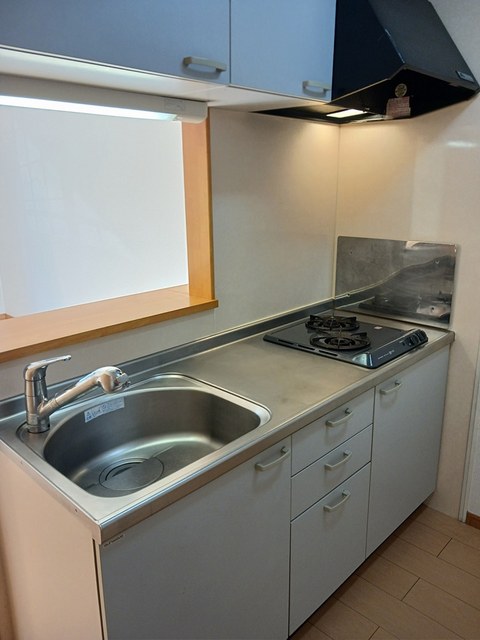 キッチン　コンパクトなキッチンで掃除もラクラク