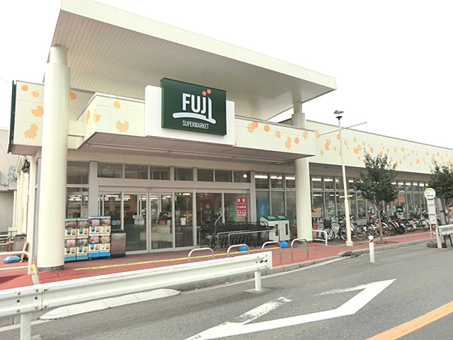 スーパー　Fuji馬場店（スーパー）まで571m