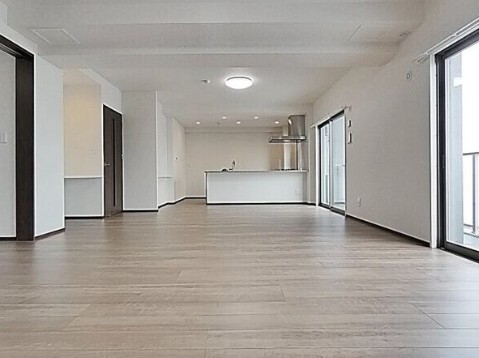 居室・リビング　※別部屋の参考写真です